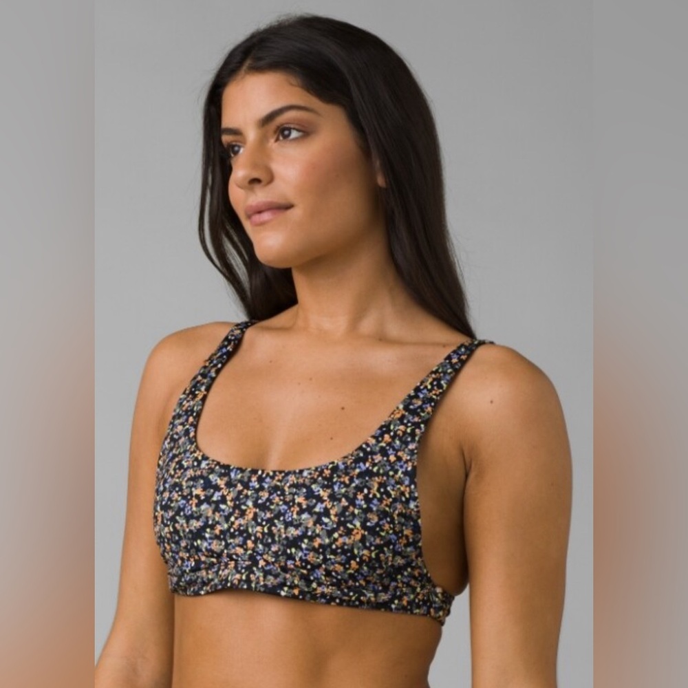 🌟SOLD🌟Prana Women XL Shoreline Top Bikini Black Petals - Picture 1 of 8